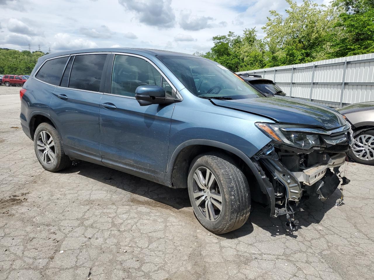 Photo 3 VIN: 5FNYF6H74HB002272 - HONDA PILOT 