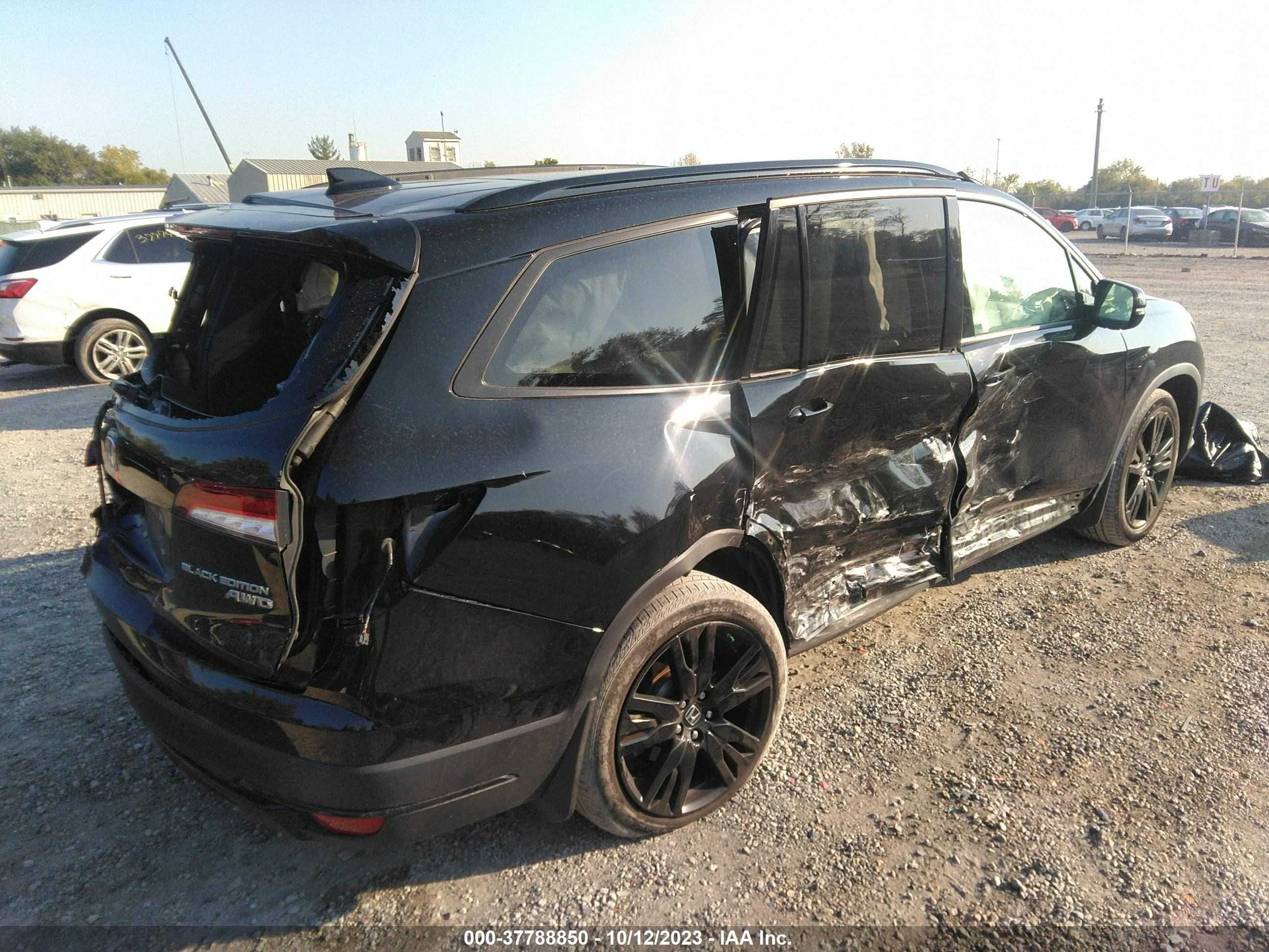 Photo 3 VIN: 5FNYF6H77LB002517 - HONDA PILOT 