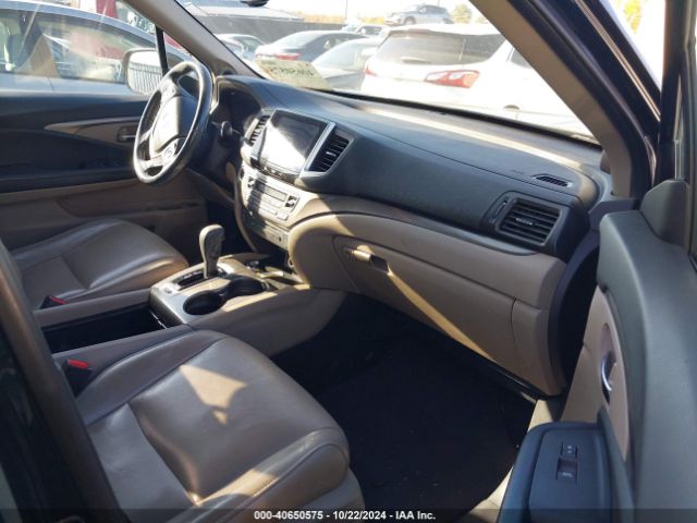 Photo 4 VIN: 5FNYF6H82GB076541 - HONDA PILOT 