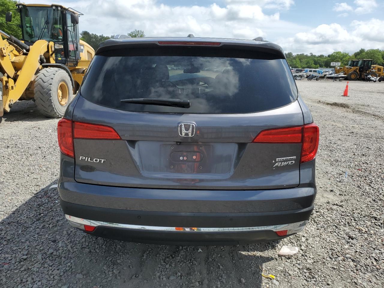 Photo 5 VIN: 5FNYF6H90HB063121 - HONDA PILOT 