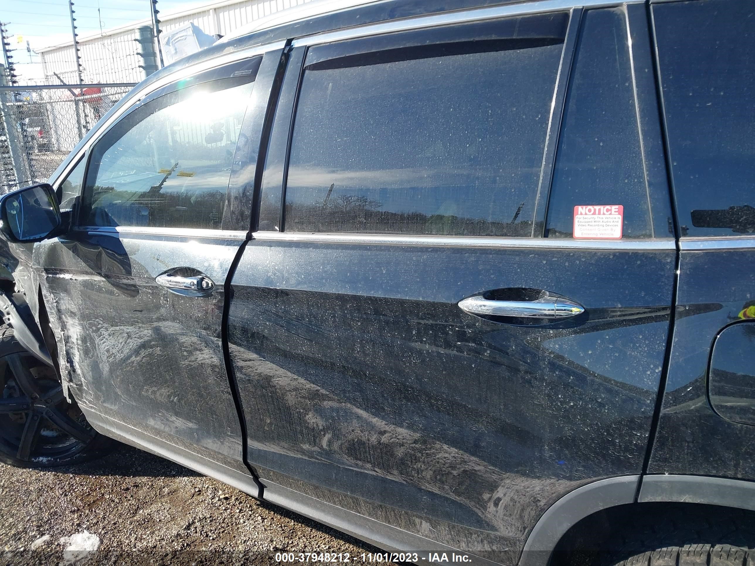 Photo 13 VIN: 5FNYF6H90HB063720 - HONDA PILOT 