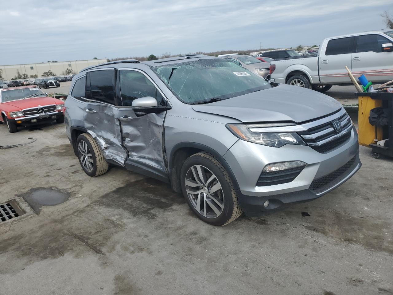 Photo 3 VIN: 5FNYF6H90HB086527 - HONDA PILOT 