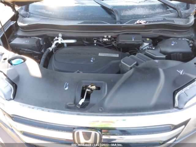 Photo 9 VIN: 5FNYF6H90JB065781 - HONDA PILOT 