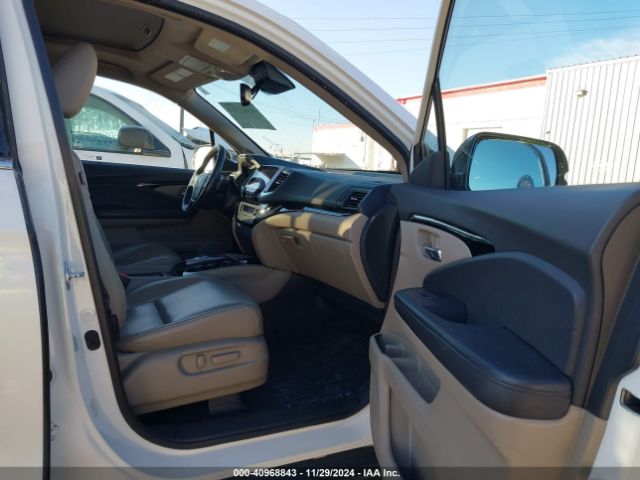 Photo 4 VIN: 5FNYF6H91GB125995 - HONDA PILOT 