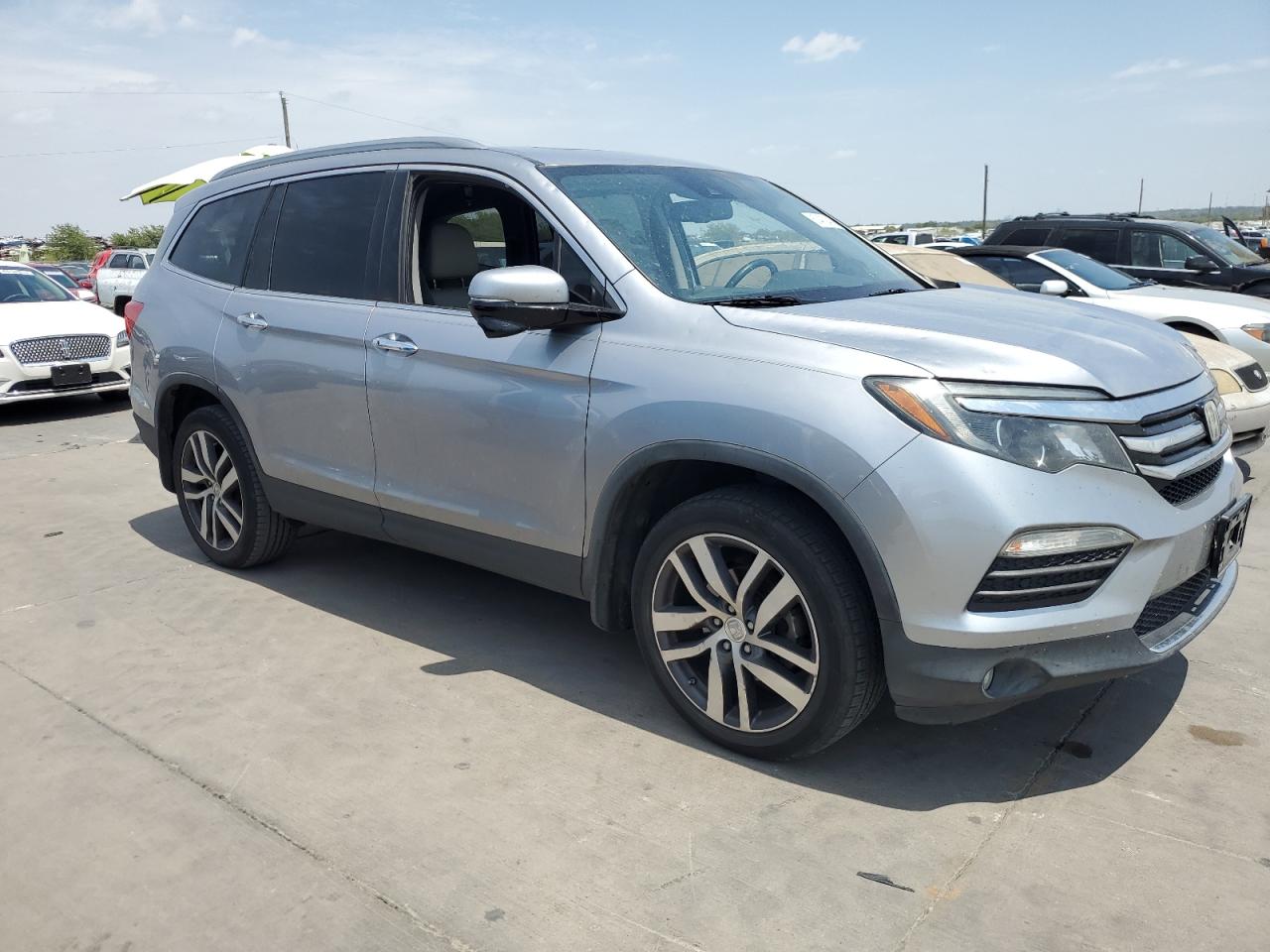 Photo 3 VIN: 5FNYF6H93GB123682 - HONDA PILOT 