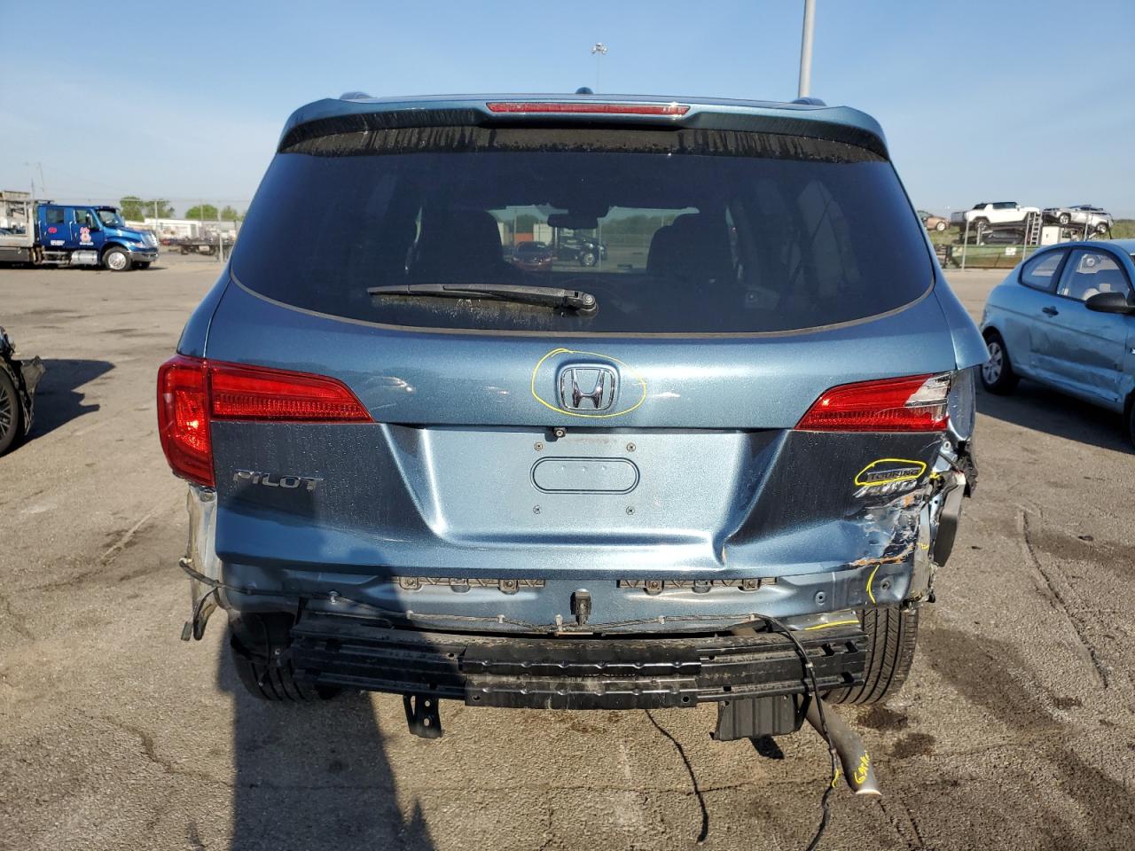 Photo 5 VIN: 5FNYF6H94HB082318 - HONDA PILOT 