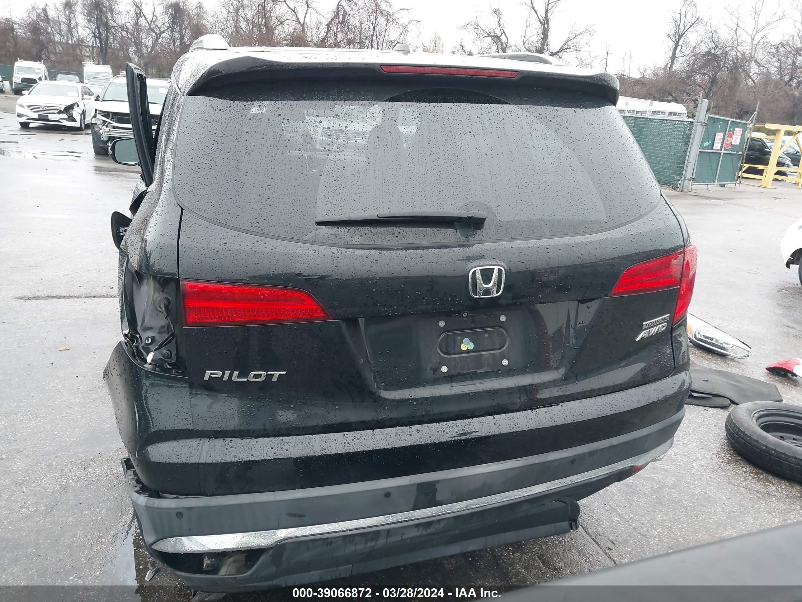 Photo 16 VIN: 5FNYF6H96GB117861 - HONDA PILOT 