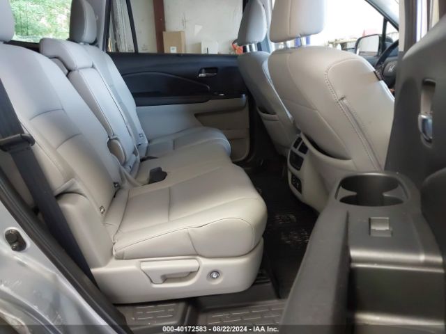 Photo 7 VIN: 5FNYF6H96JB045986 - HONDA PILOT 