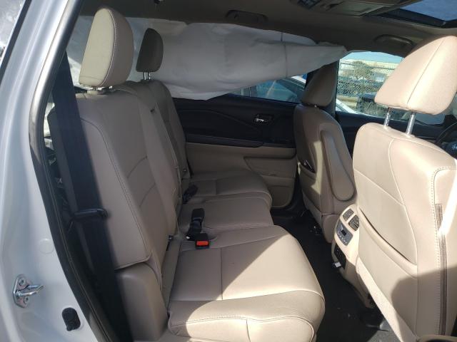 Photo 5 VIN: 5FNYF6H97JB052672 - HONDA PILOT TOUR 