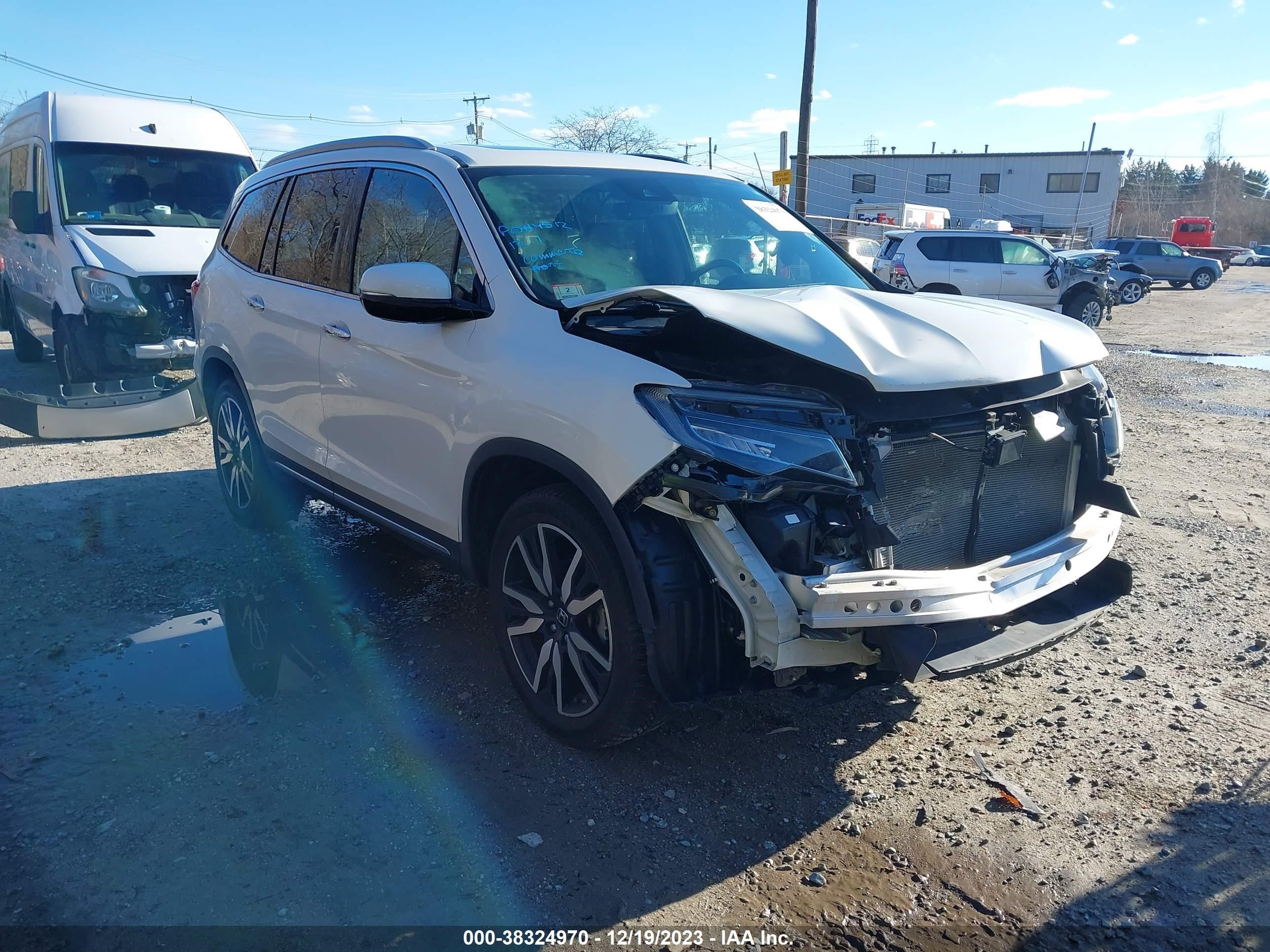 Photo 1 VIN: 5FNYF6H97KB038997 - HONDA PILOT 