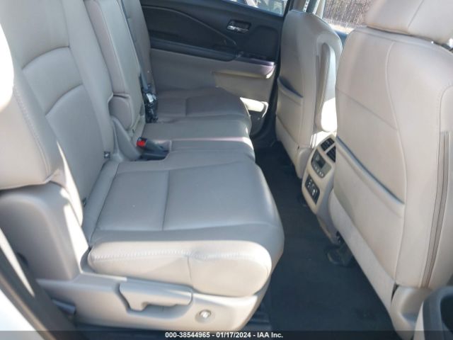 Photo 7 VIN: 5FNYF6H98GB120325 - HONDA PILOT 