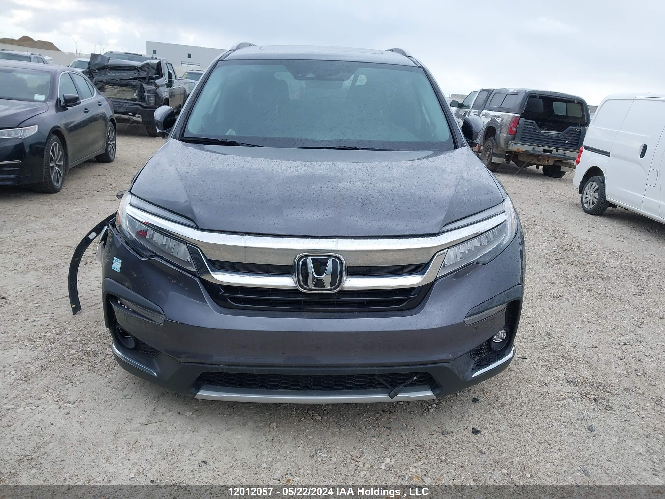 Photo 11 VIN: 5FNYF6H9XMB501802 - HONDA PILOT 