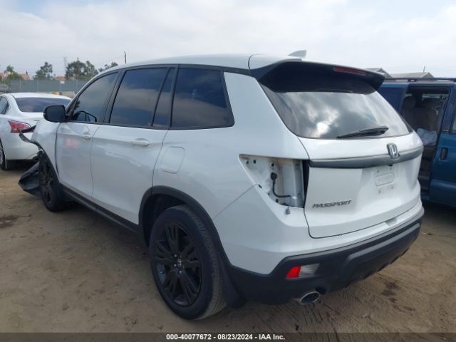 Photo 2 VIN: 5FNYF7H50KB011711 - HONDA PASSPORT 