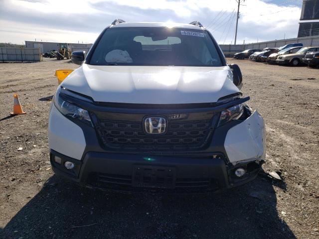 Photo 4 VIN: 5FNYF7H57KB005131 - HONDA PASSPORT E 