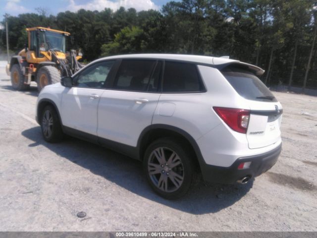 Photo 2 VIN: 5FNYF7H57MB008436 - HONDA PASSPORT 