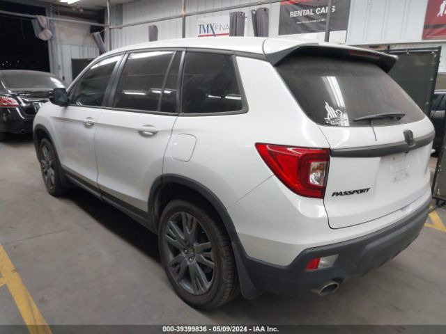 Photo 2 VIN: 5FNYF7H58LB003907 - HONDA PASSPORT 