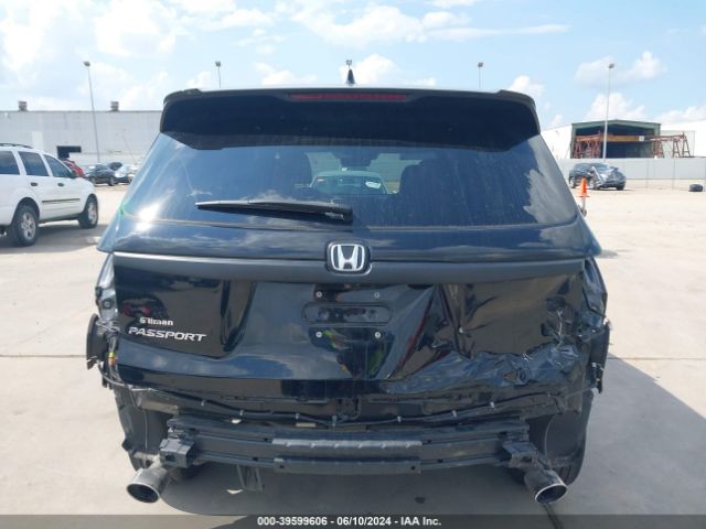 Photo 5 VIN: 5FNYF7H5XMB002890 - HONDA PASSPORT 