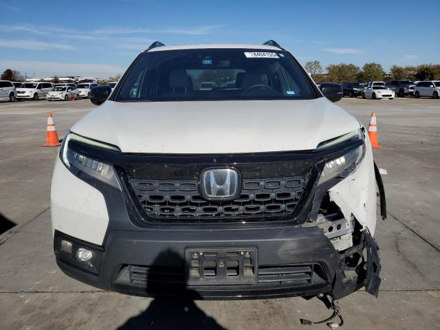 Photo 4 VIN: 5FNYF8H02MB000786 - HONDA PASSPORT E 