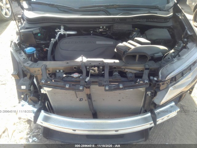 Photo 9 VIN: 5FNYF8H06KB028801 - HONDA PASSPORT 