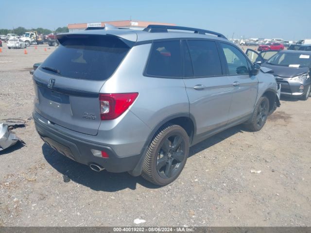 Photo 3 VIN: 5FNYF8H0XMB004326 - HONDA PASSPORT 