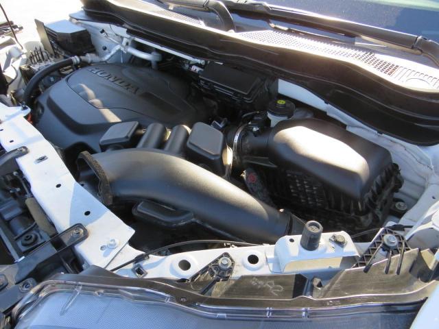 Photo 6 VIN: 5FNYF8H20MB030001 - HONDA PASSPORT 