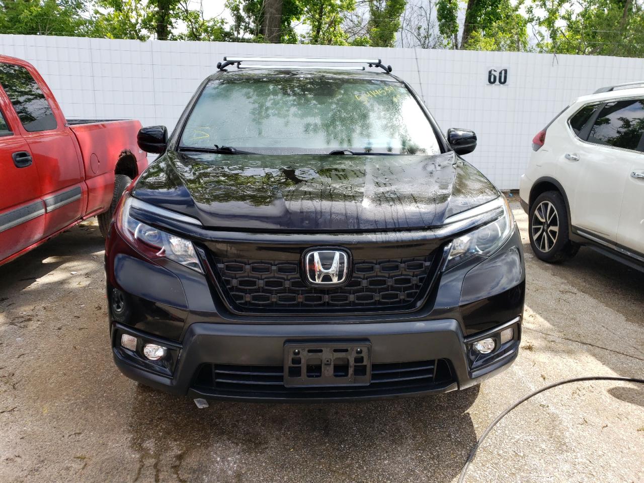 Photo 4 VIN: 5FNYF8H25KB025308 - HONDA PASSPORT 