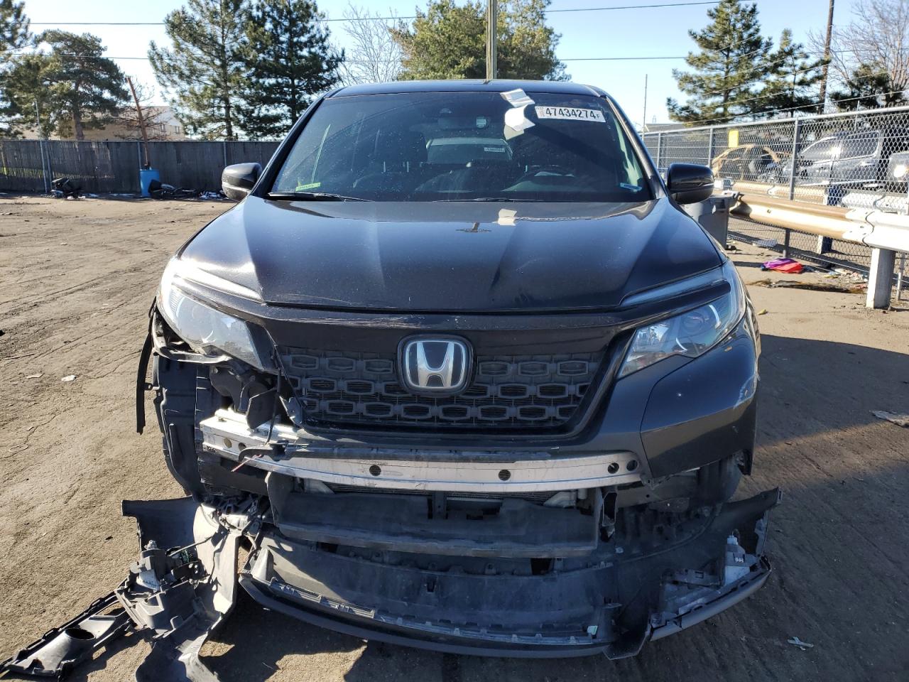 Photo 4 VIN: 5FNYF8H53LB000046 - HONDA PASSPORT 