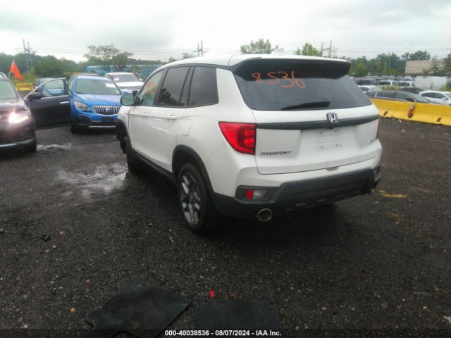 Photo 2 VIN: 5FNYF8H57PB030141 - HONDA PASSPORT 