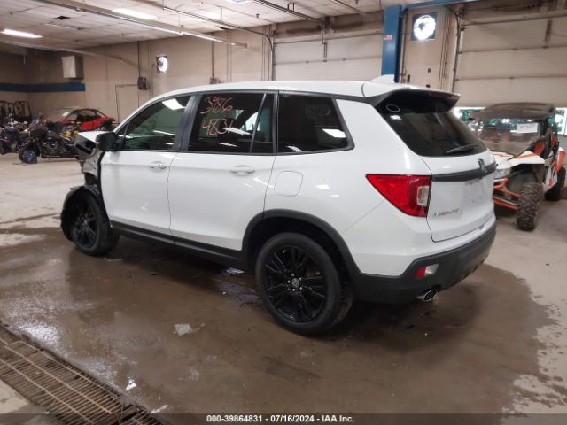 Photo 2 VIN: 5FNYF8H58LB012709 - HONDA PASSPORT 