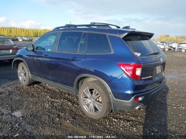 Photo 2 VIN: 5FNYF8H5XLB002439 - HONDA PASSPORT 