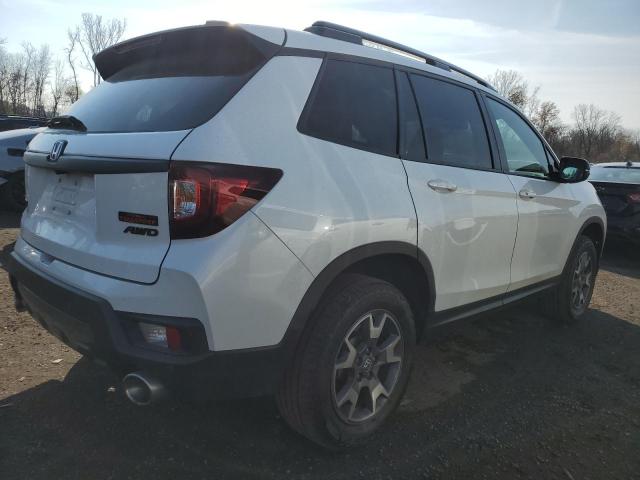 Photo 2 VIN: 5FNYF8H61NB015110 - HONDA PASSPORT T 