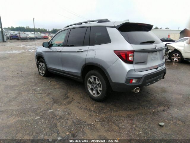 Photo 2 VIN: 5FNYF8H63PB024913 - HONDA PASSPORT 