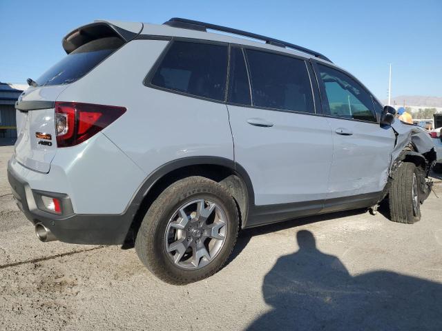 Photo 2 VIN: 5FNYF8H63PB028914 - HONDA PASSPORT T 