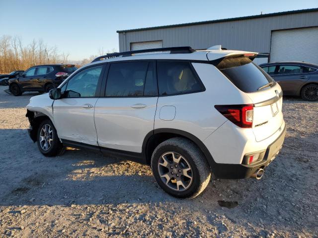 Photo 1 VIN: 5FNYF8H64PB002516 - HONDA PASSPORT 