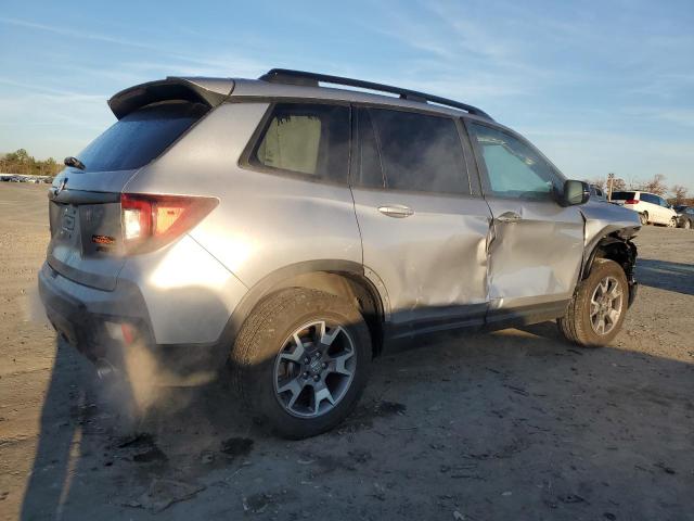 Photo 2 VIN: 5FNYF8H65PB018045 - HONDA PASSPORT T 