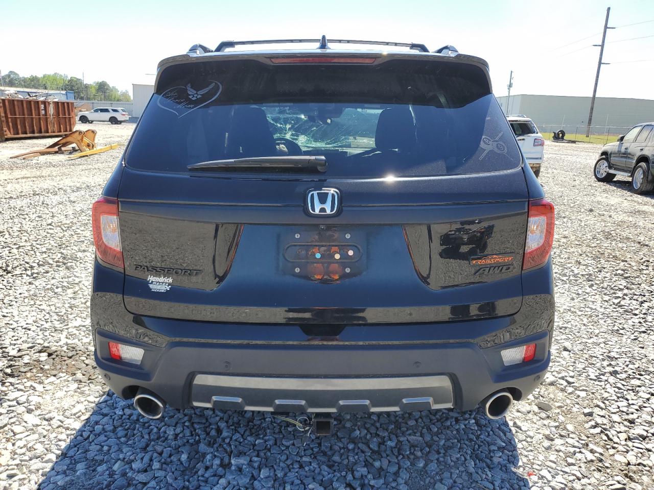 Photo 5 VIN: 5FNYF8H68NB005528 - HONDA PASSPORT 