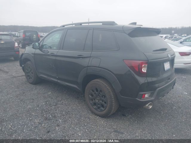 Photo 2 VIN: 5FNYF8H68PB043456 - HONDA PASSPORT 