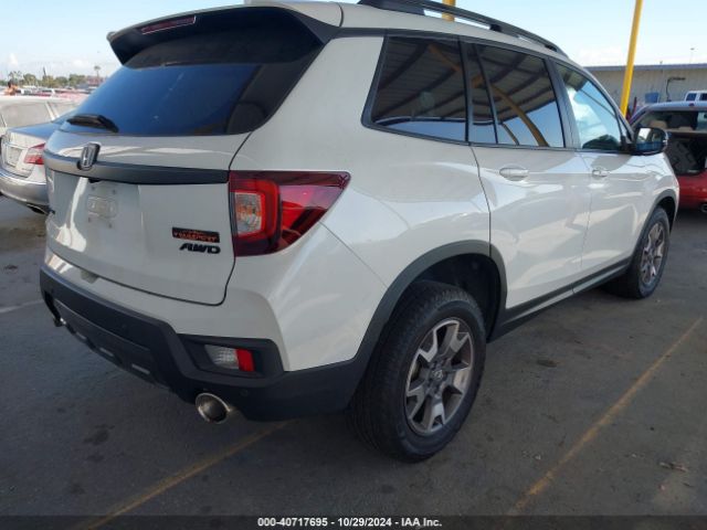 Photo 3 VIN: 5FNYF8H69NB017204 - HONDA PASSPORT 