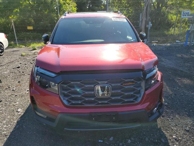 Photo 4 VIN: 5FNYF8H6XPB022902 - HONDA PASSPORT T 