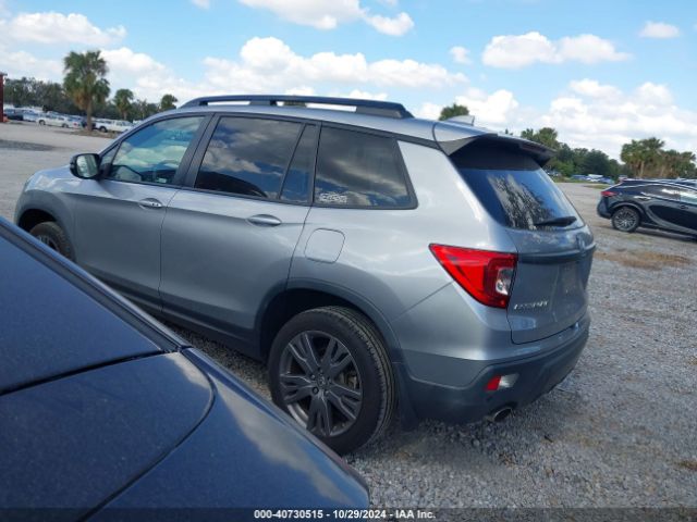 Photo 2 VIN: 5FNYF8H95KB011678 - HONDA PASSPORT 