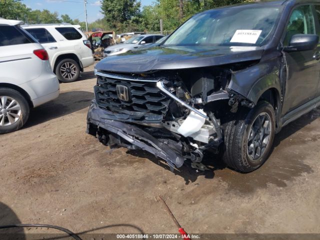 Photo 5 VIN: 5FNYG1H2XPB022447 - HONDA PILOT 