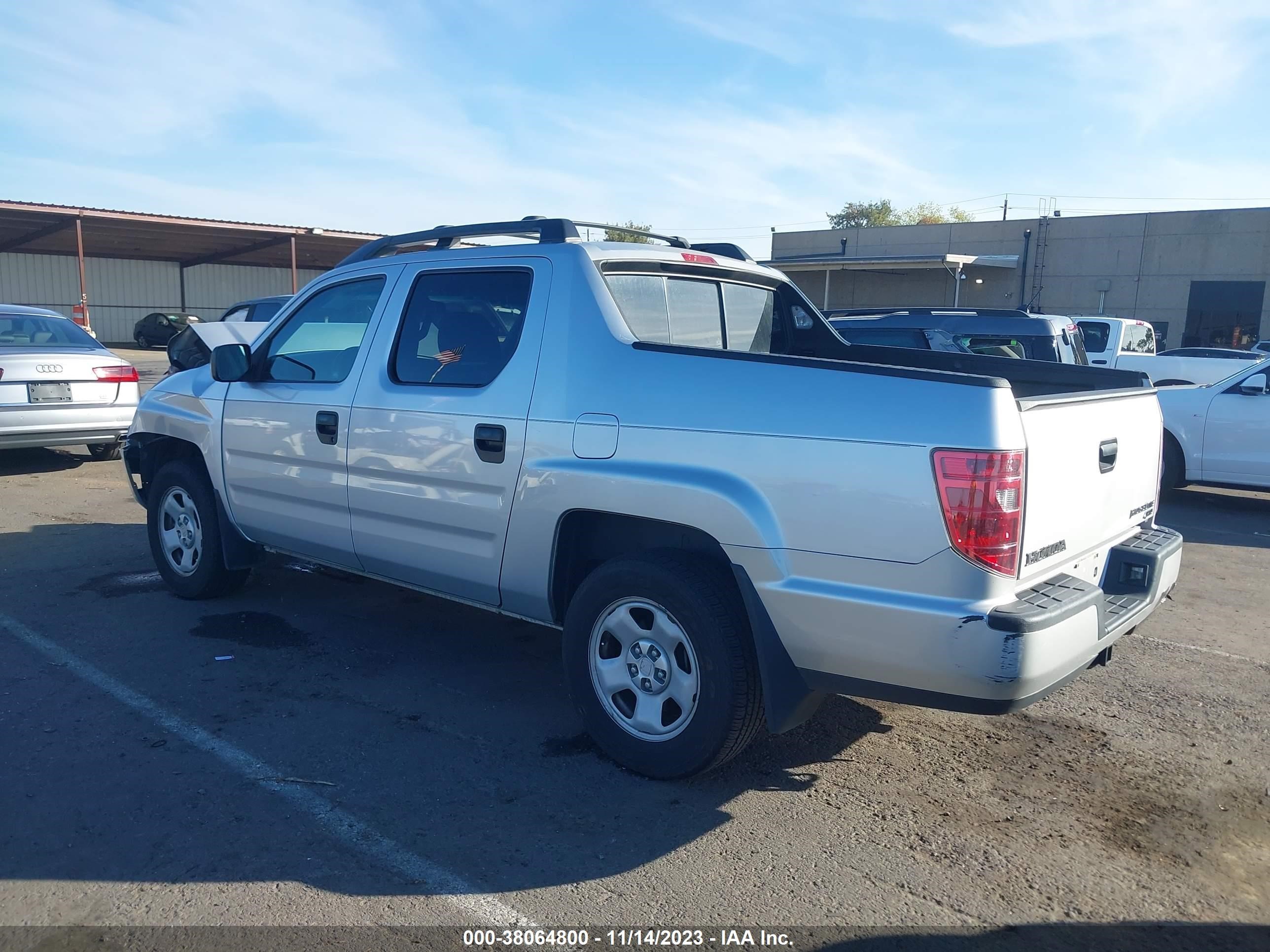 Photo 2 VIN: 5FPYK16269B106020 - HONDA RIDGELINE 