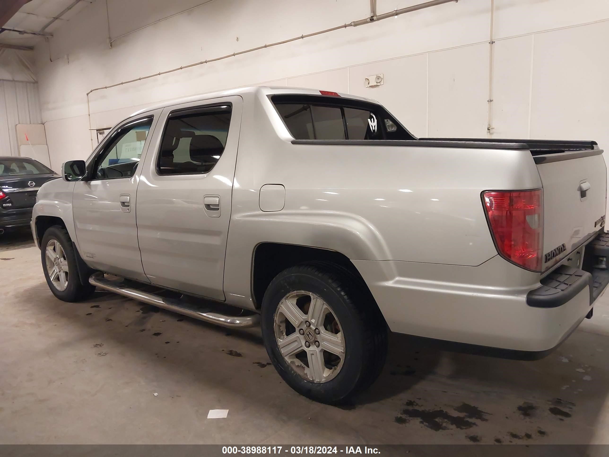 Photo 13 VIN: 5FPYK16539B107765 - HONDA RIDGELINE 