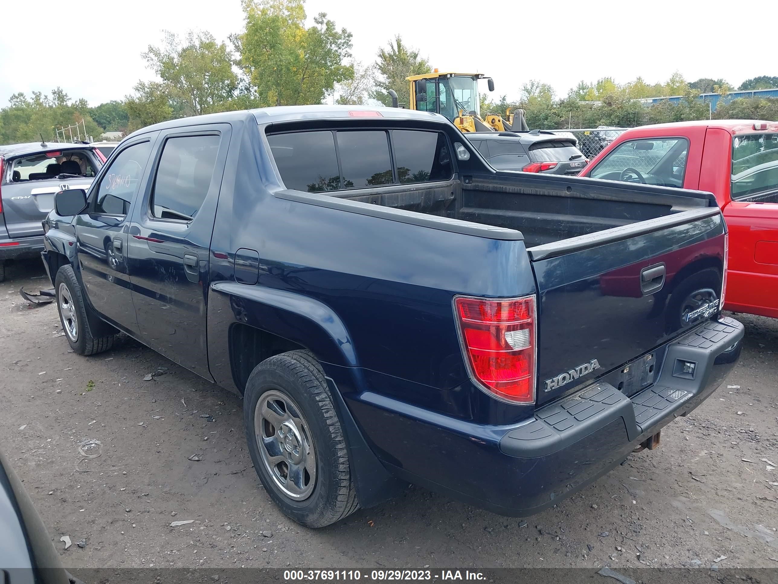 Photo 2 VIN: 5FPYK1F28CB457194 - HONDA RIDGELINE 