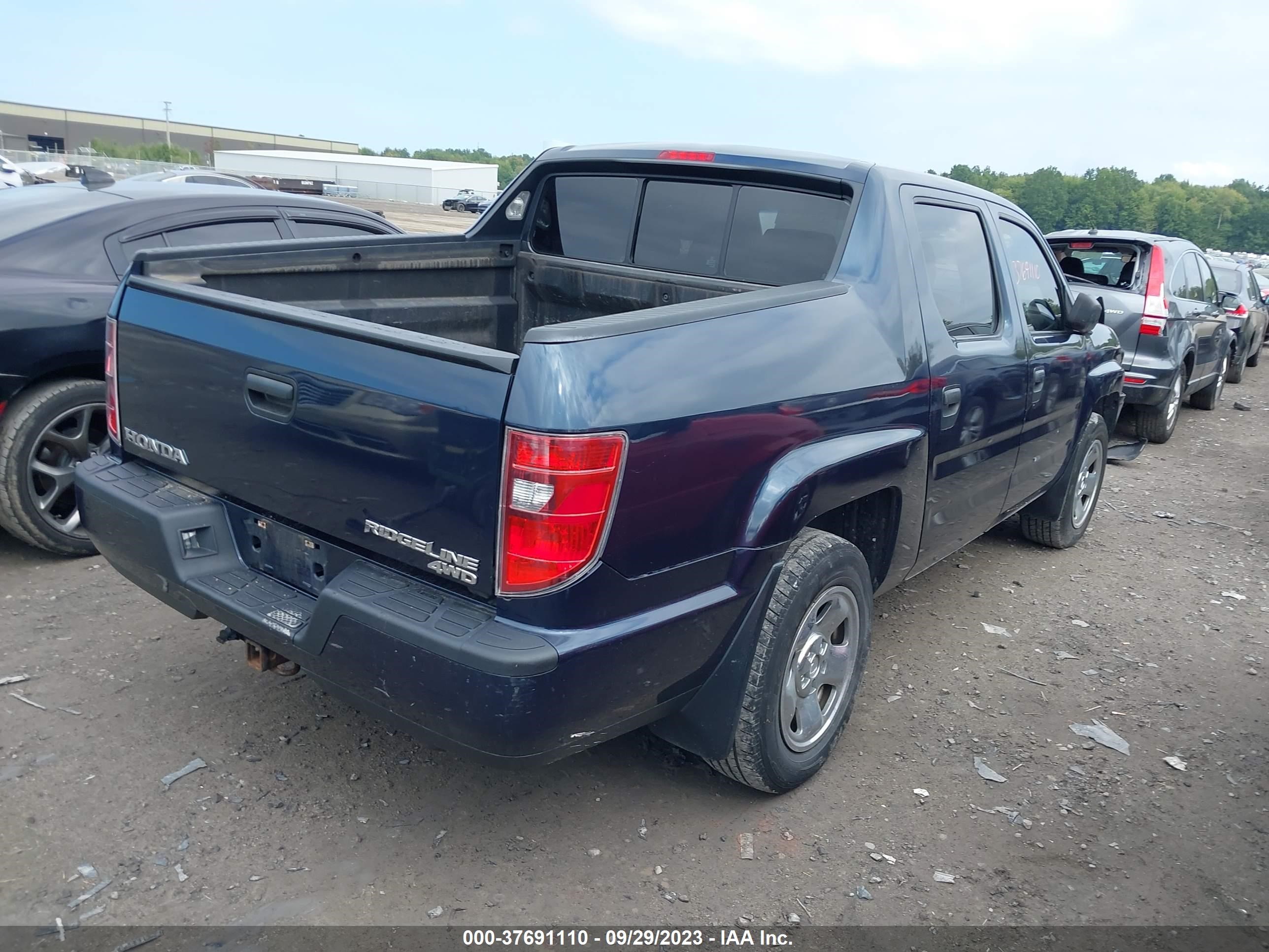 Photo 3 VIN: 5FPYK1F28CB457194 - HONDA RIDGELINE 