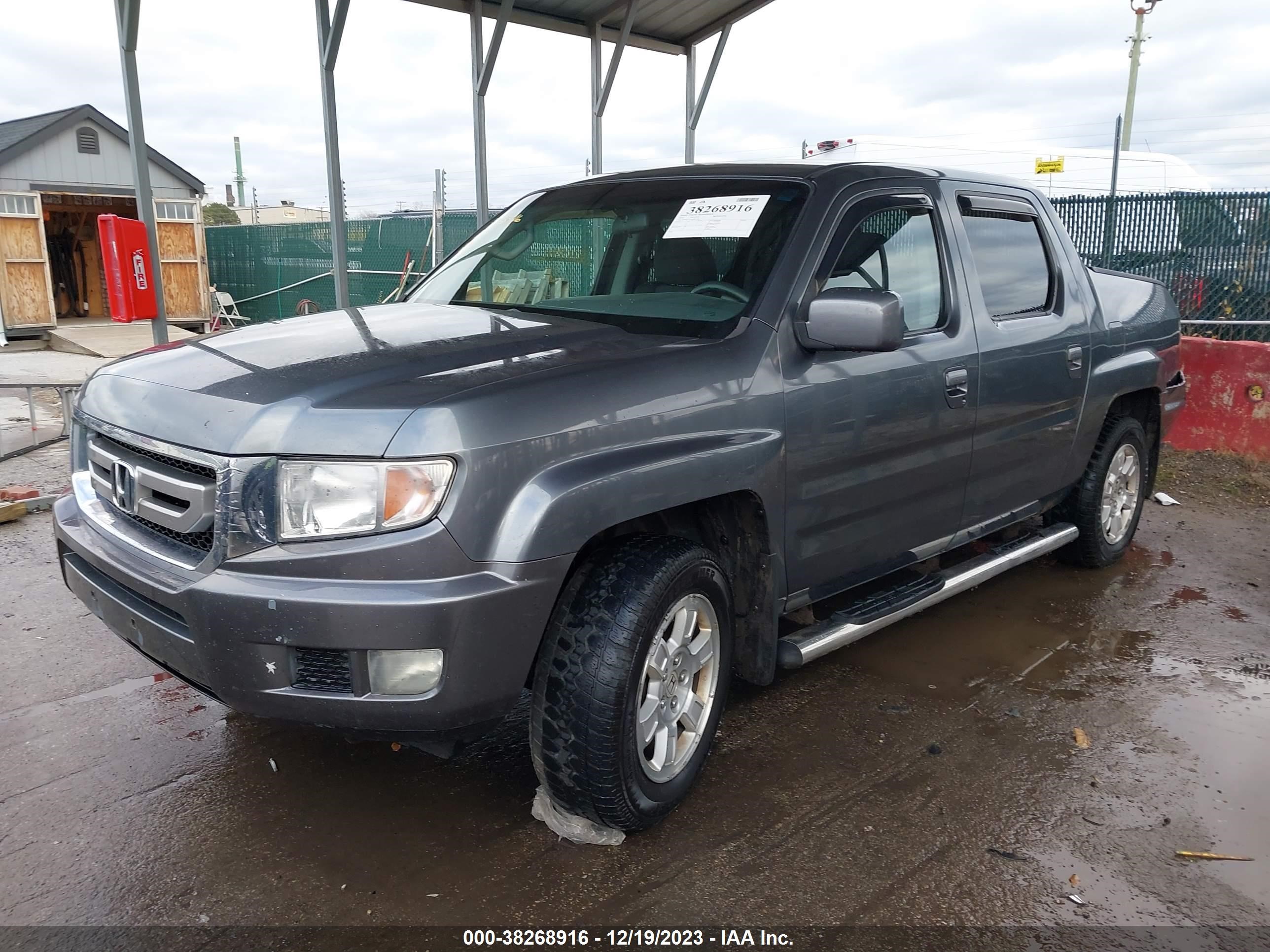 Photo 1 VIN: 5FPYK1F41AB005716 - HONDA RIDGELINE 