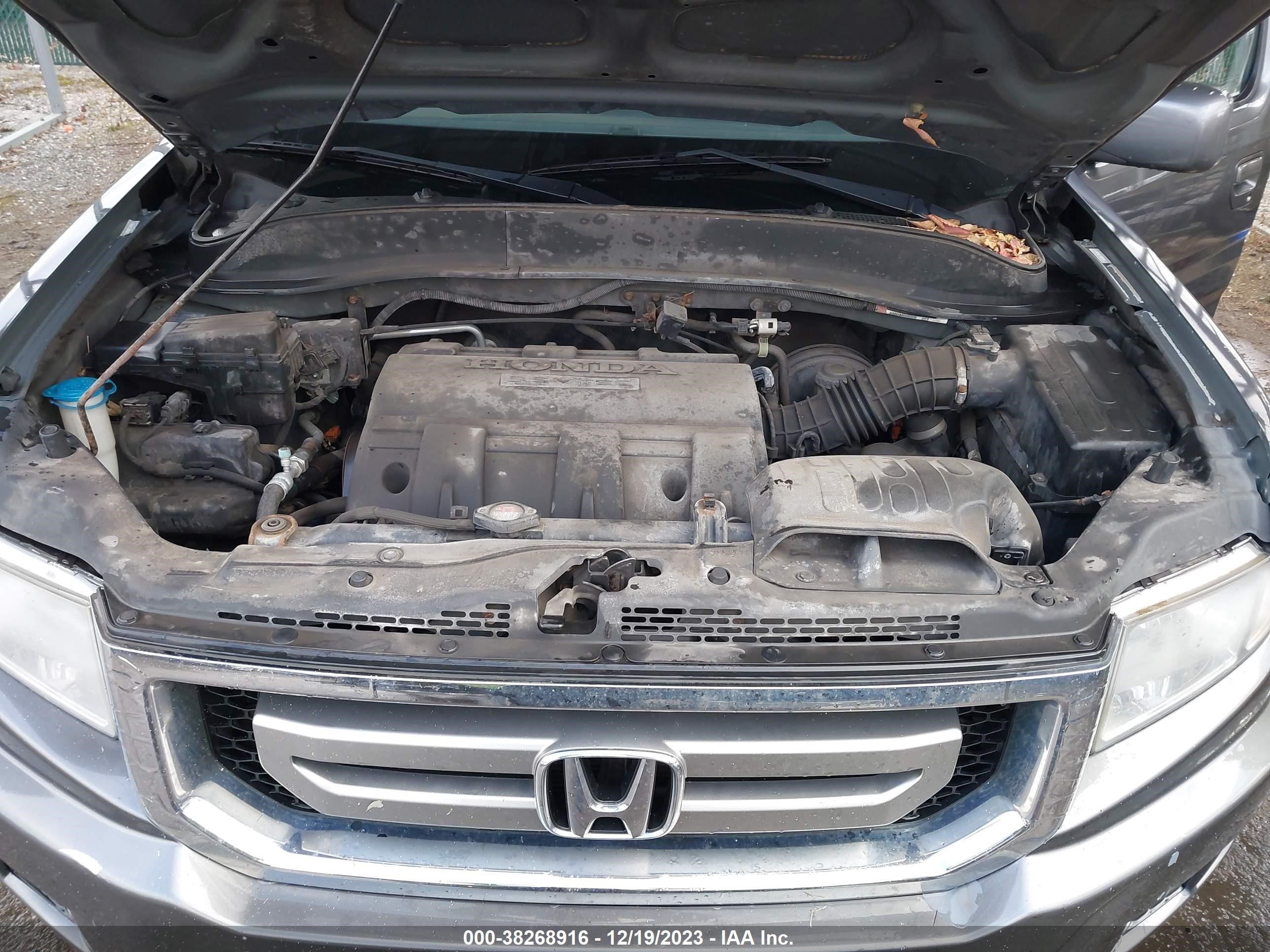 Photo 9 VIN: 5FPYK1F41AB005716 - HONDA RIDGELINE 