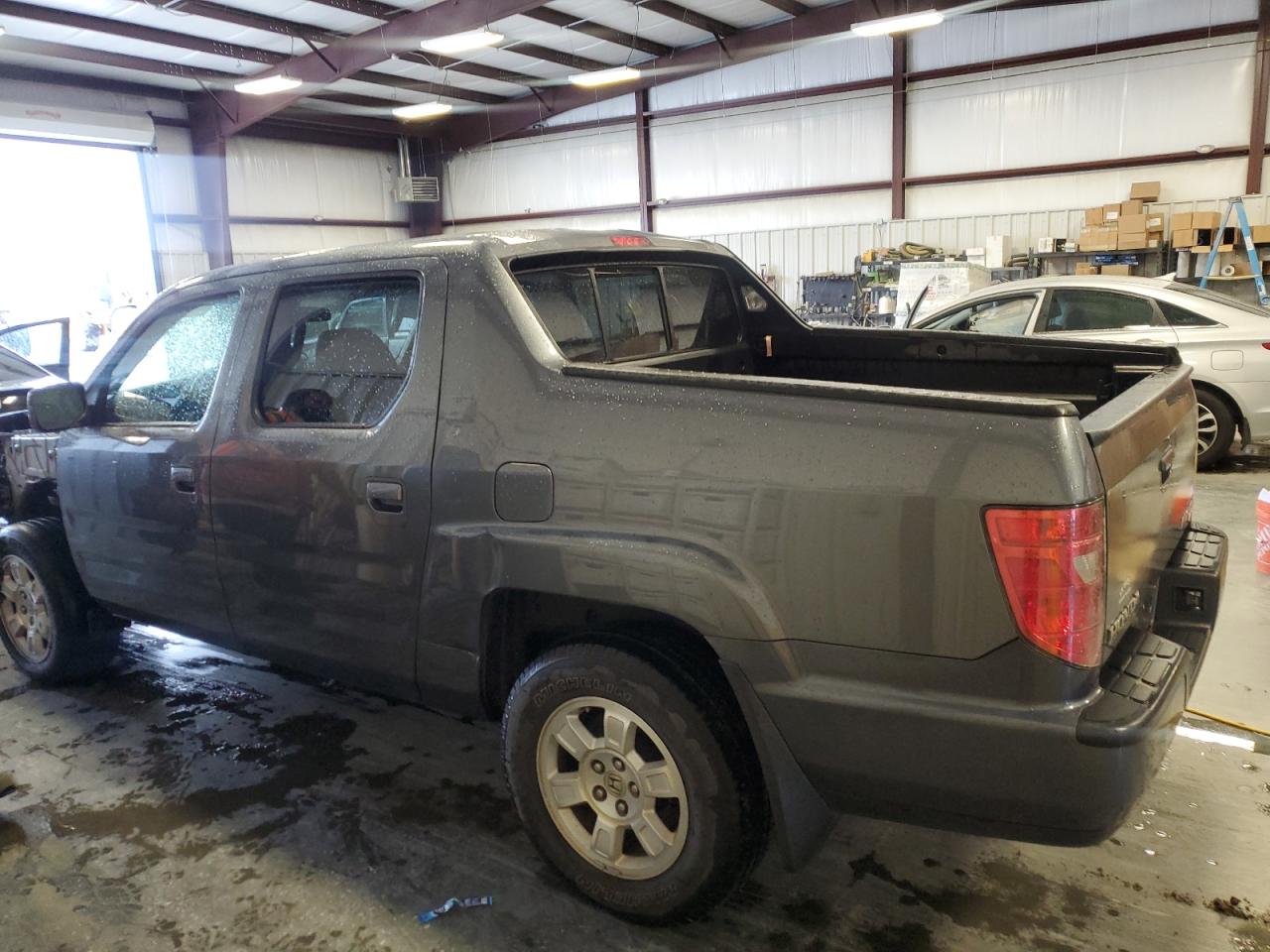 Photo 1 VIN: 5FPYK1F41BB453536 - HONDA RIDGELINE 