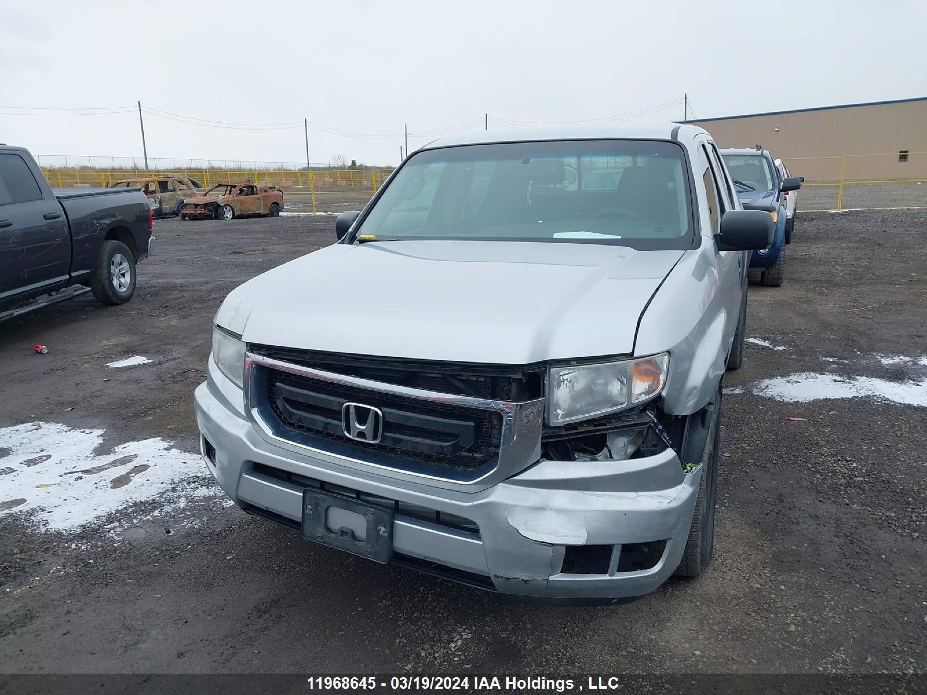 Photo 11 VIN: 5FPYK1F42BB501822 - HONDA RIDGELINE 