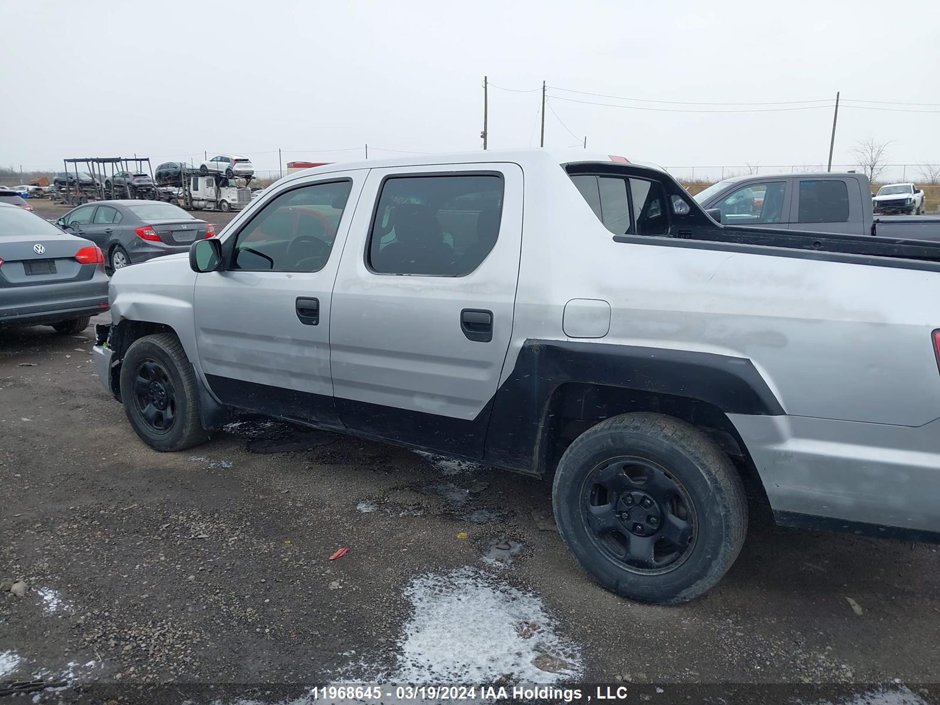 Photo 13 VIN: 5FPYK1F42BB501822 - HONDA RIDGELINE 